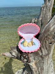 Ocean Breeze Shell & Starfish Earrings ✧